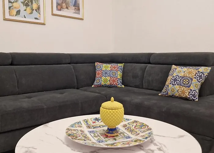 Mb Homes Tatil Evi *